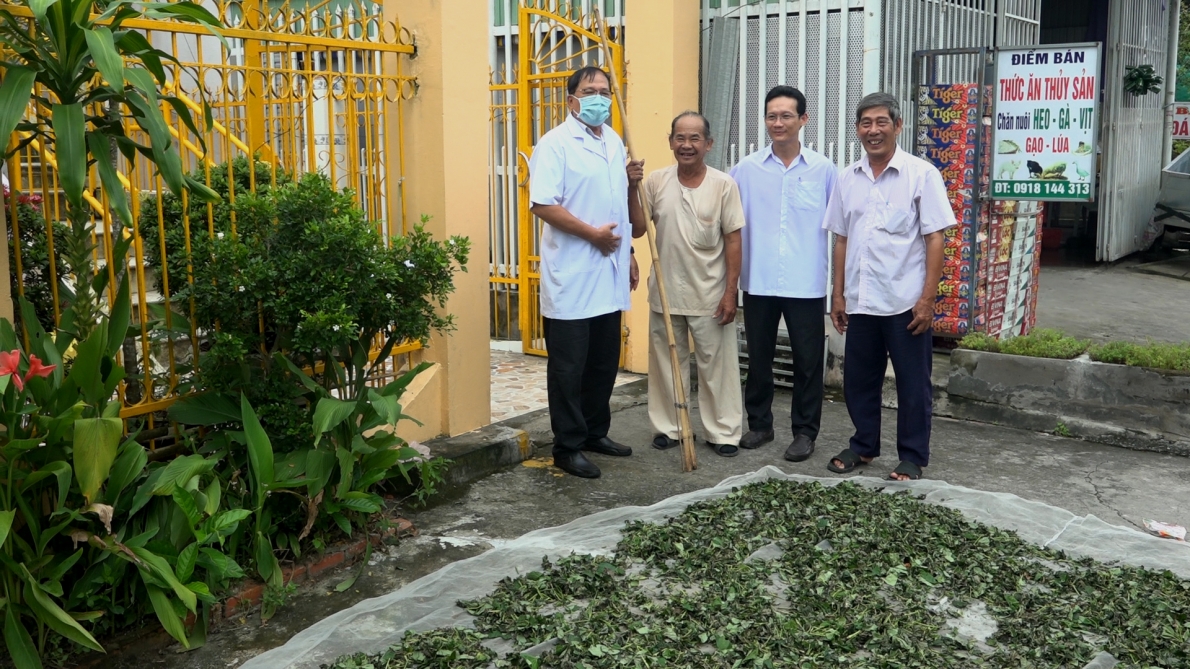 NHỮNG VỊ LƯƠNG Y TÂM SÁNG LÒNG TRONG