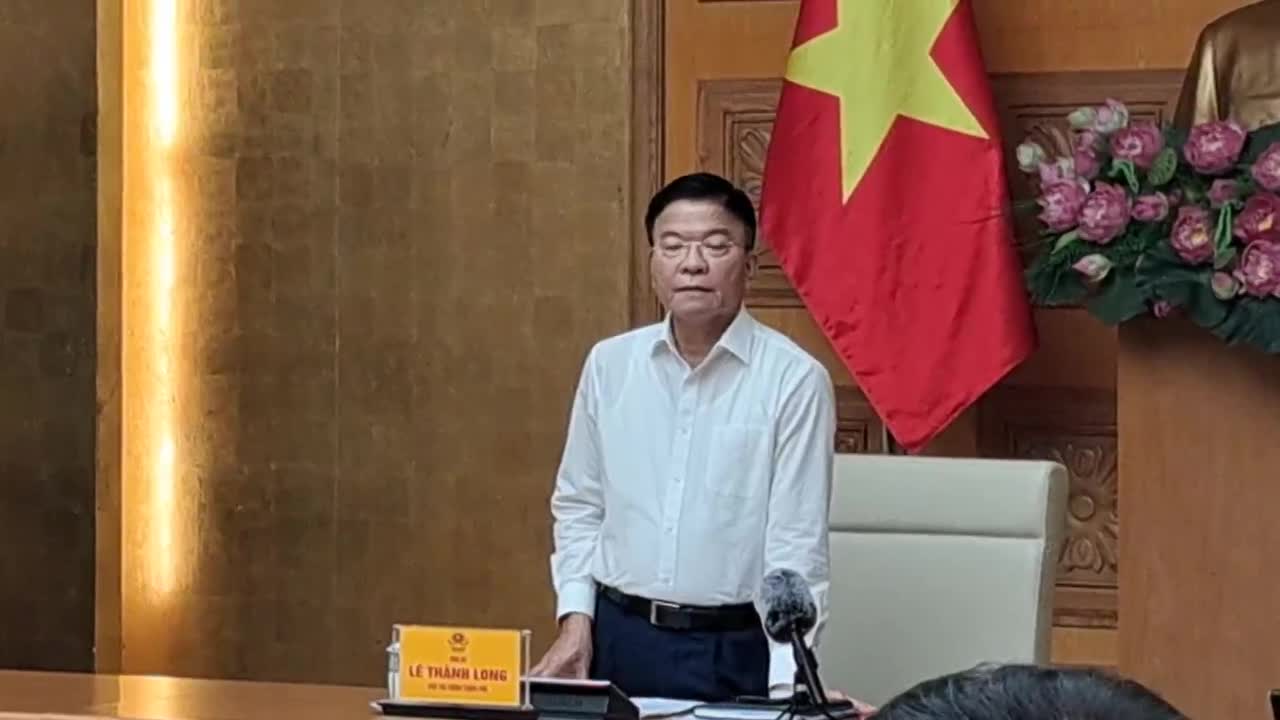 Phó Thủ tướng Lê Thành Long nhấn mạnh công tác truyền thông nâng cao nhận thức xã hội về NCT và nhiệm vụ chăm sóc, phát huy vai trò NCT