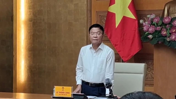 Phó Thủ tướng Lê Thành Long nhấn mạnh công tác truyền thông nâng cao nhận thức xã hội về NCT và nhiệm vụ chăm sóc, phát huy vai trò NCT