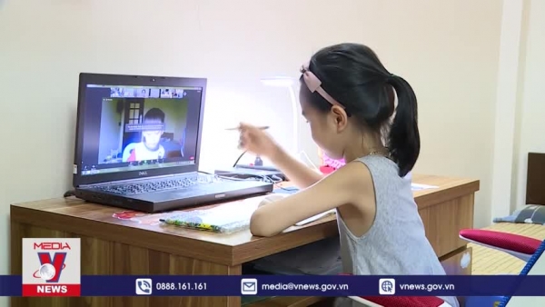 Băn khoăn khi lớp 1 học online