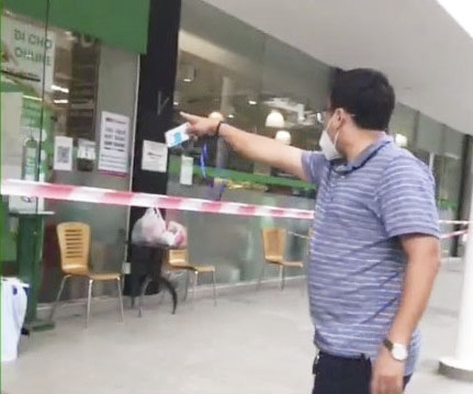 Người đàn ông trong clip mắng chửi nhân viên siêu thị là một Phó Tổng Công ty Bất động sản